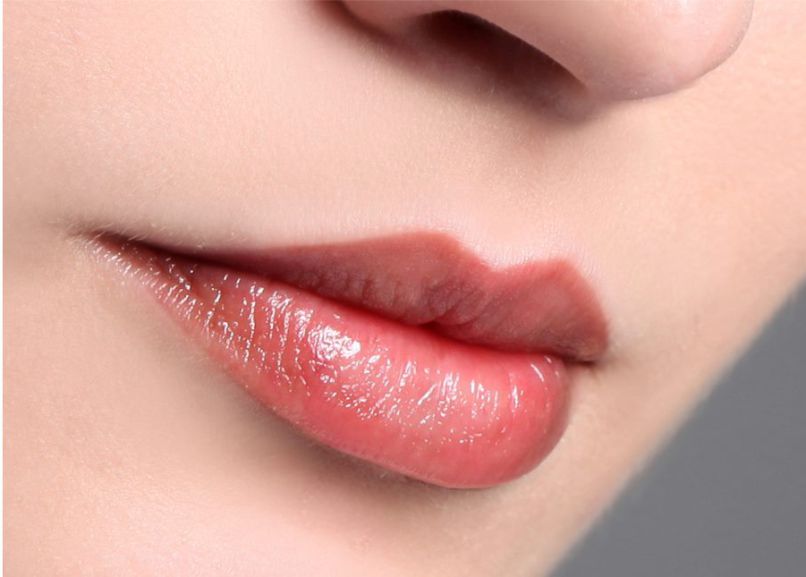 lippen-permanent-make-up-mit
