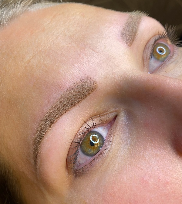 Powder Brows Berlin Das Kosmetikstudio für Permanent Make up & Nageldesign aus Berlin only